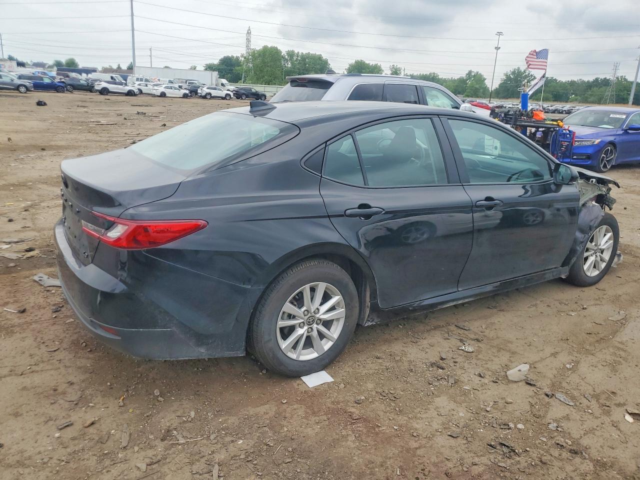 2025 TOYOTA CAMRY