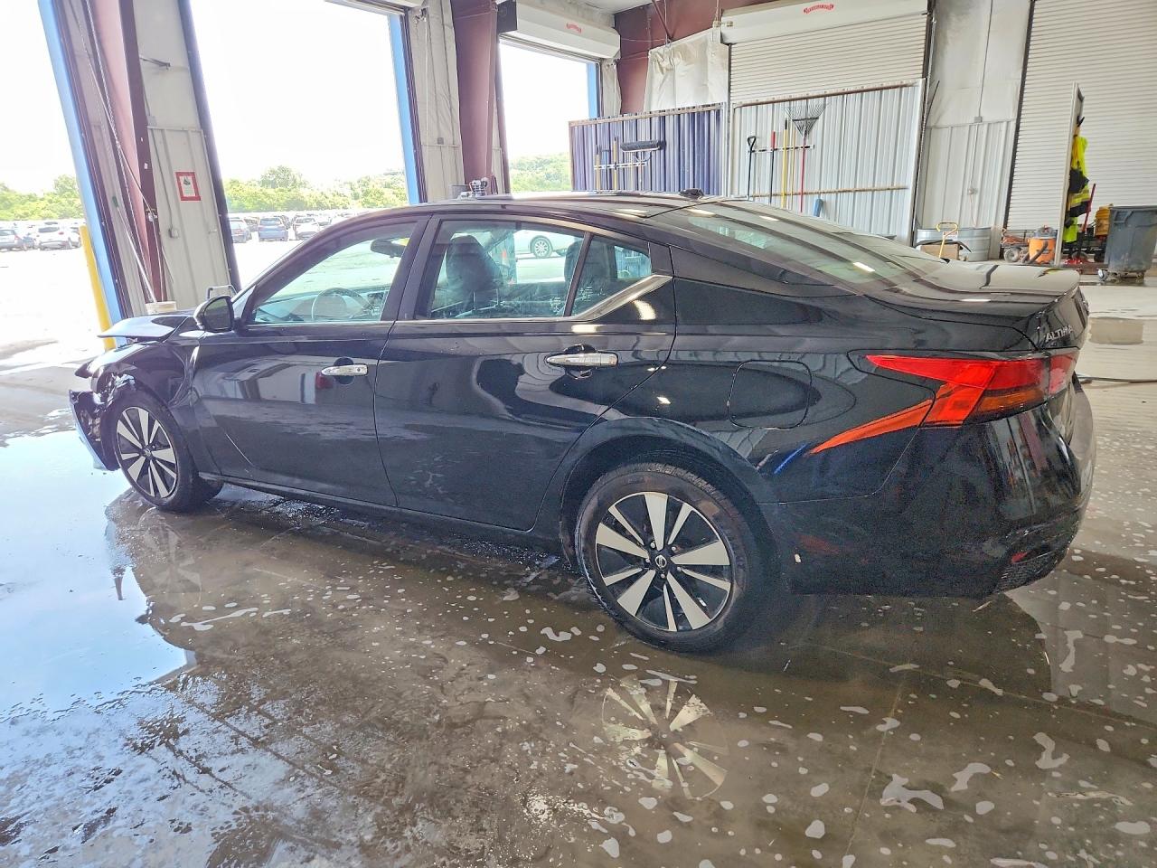 2022 NISSAN ALTIMA