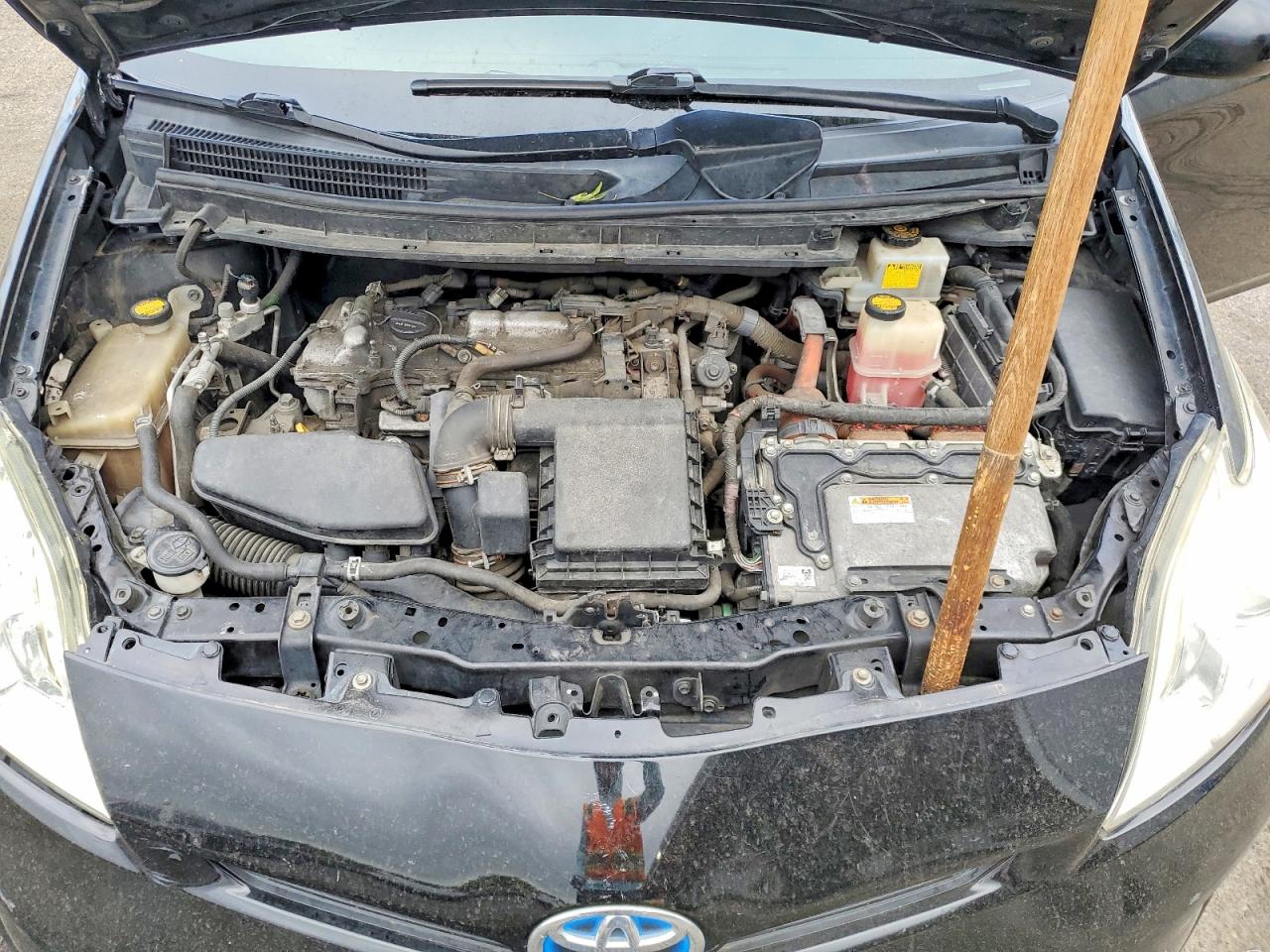 2013 TOYOTA PRIUS