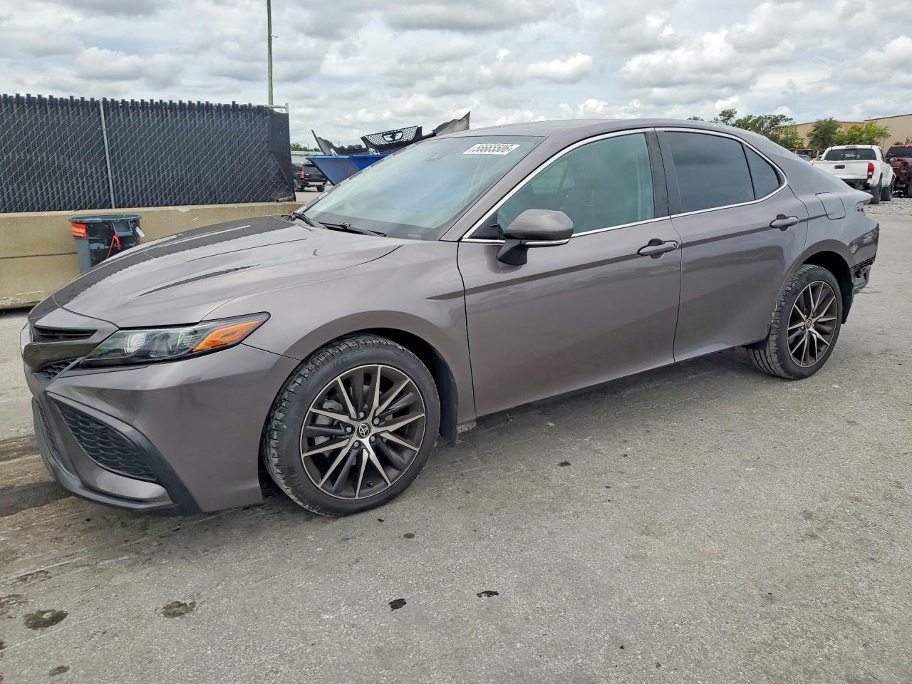 2022 TOYOTA CAMRY