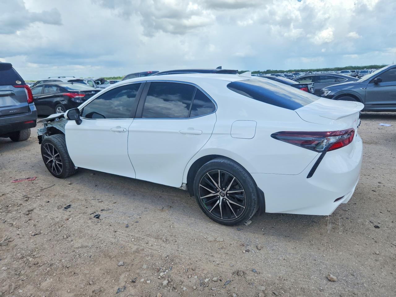 2023 TOYOTA CAMRY