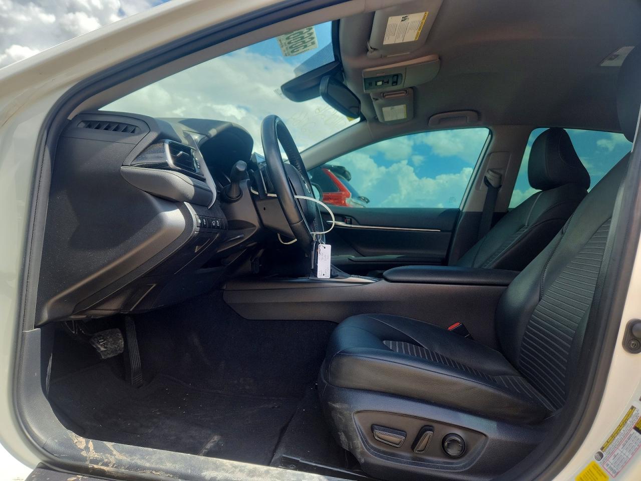 2023 TOYOTA CAMRY