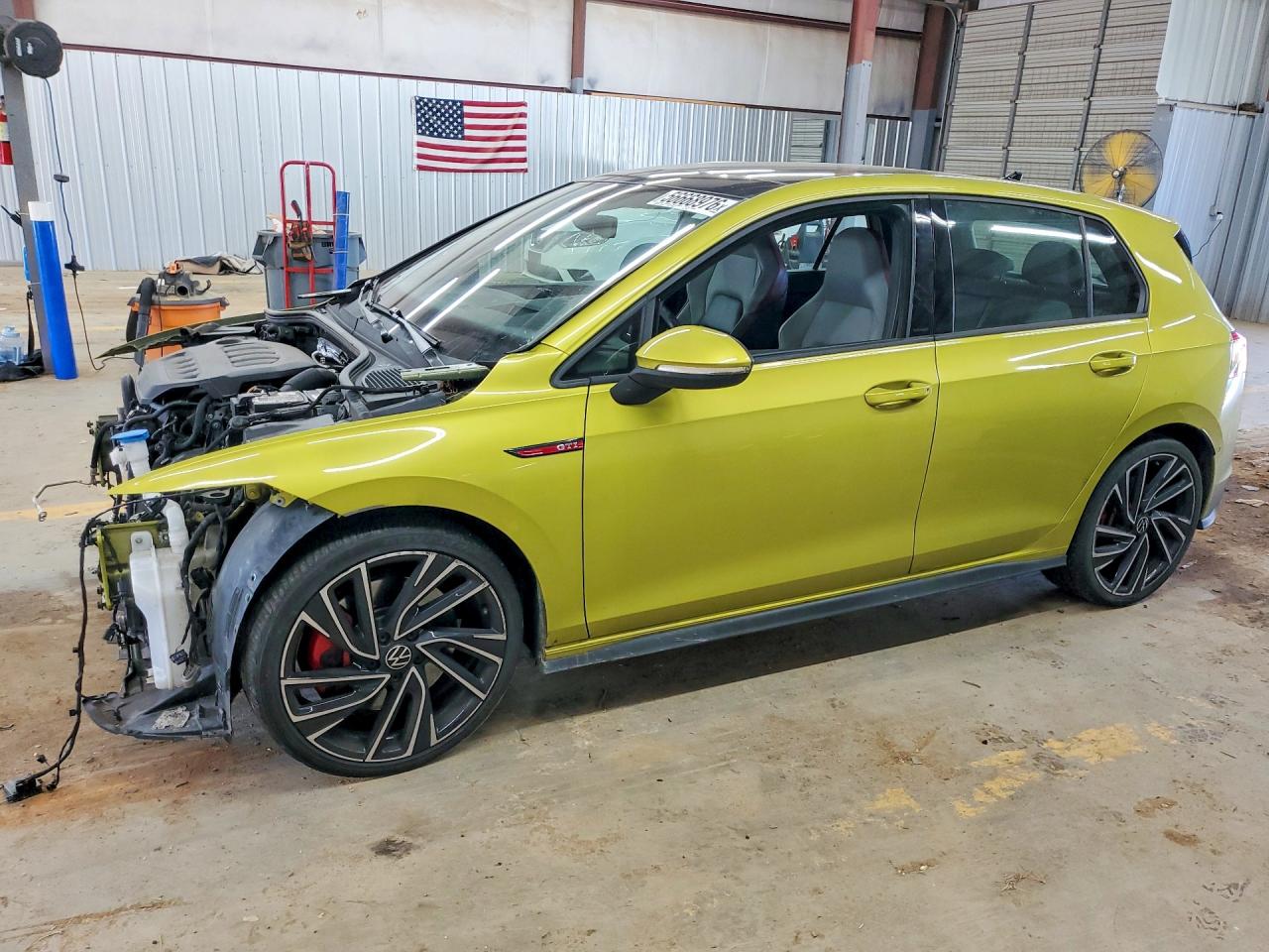 2022 VOLKSWAGEN GTI