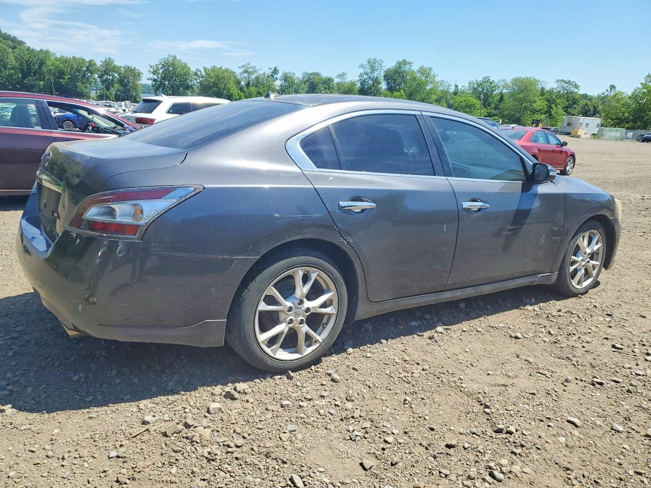 2012 NISSAN MAXIMA