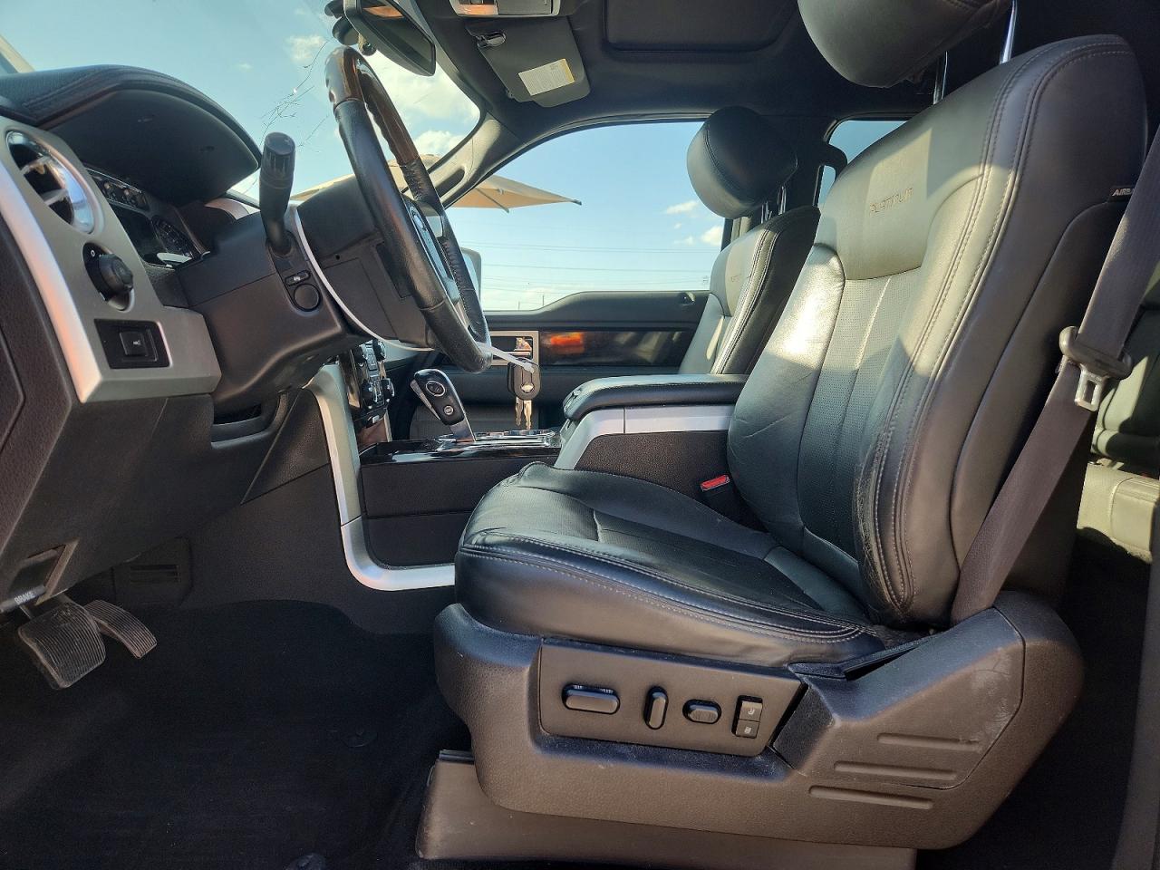 2014 FORD F150