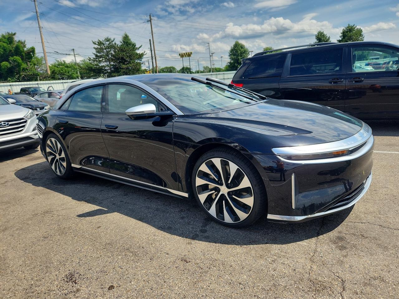 2022 LUCID MOTORS AIR