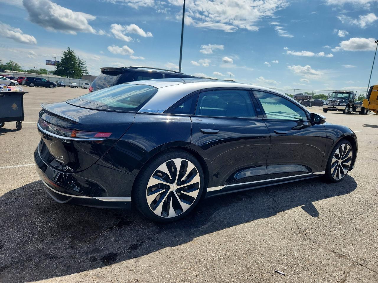 2022 LUCID MOTORS AIR