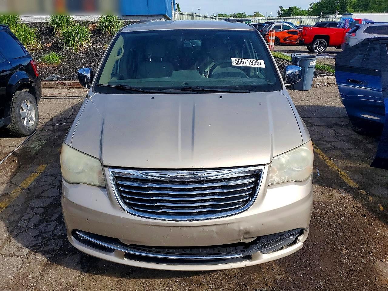 2012 CHRYSLER MINIVAN