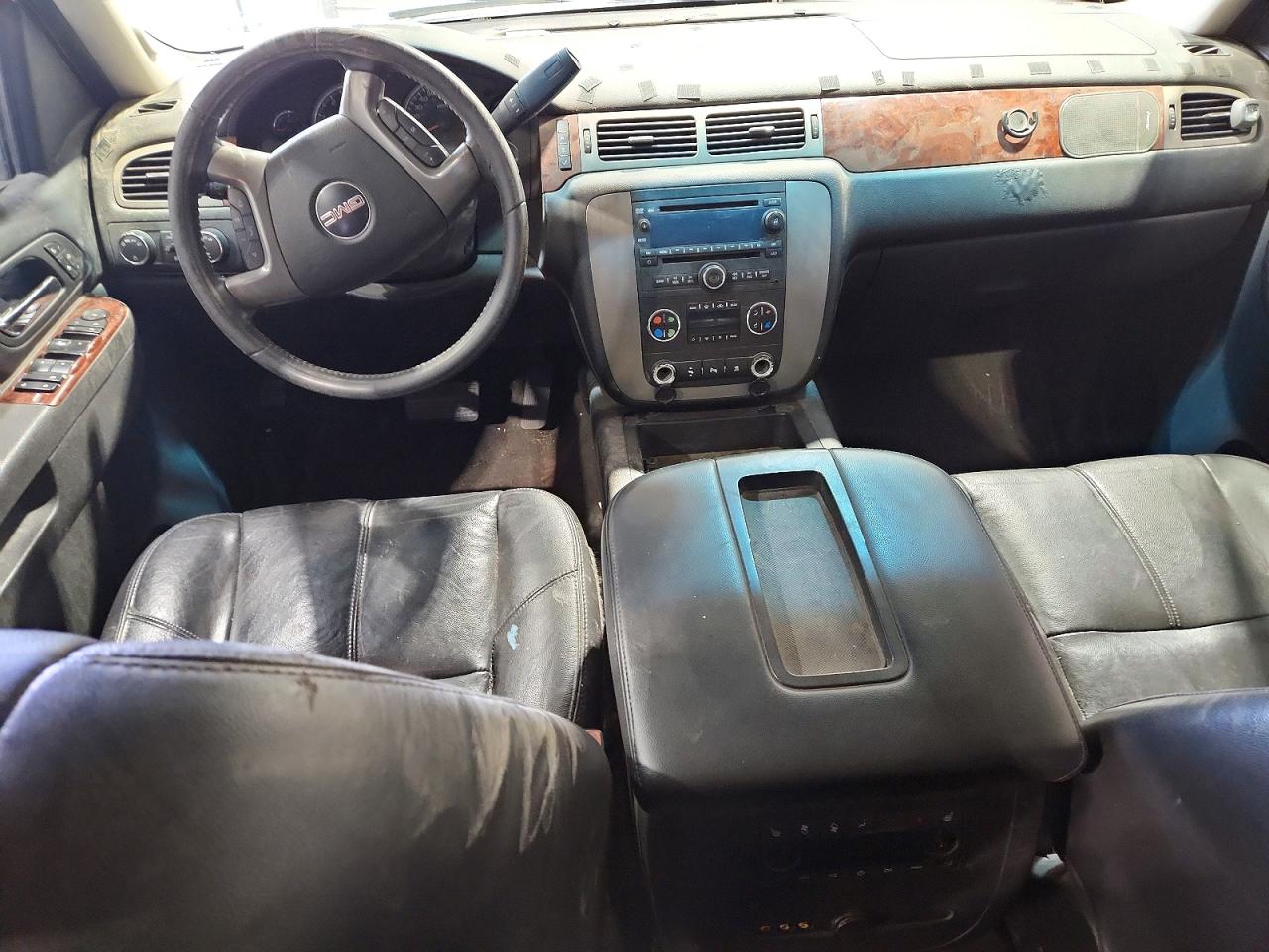 2010 GMC YUKON