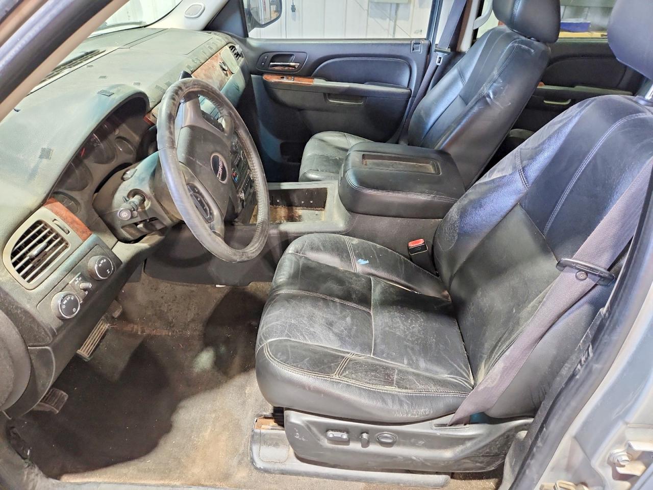 2010 GMC YUKON