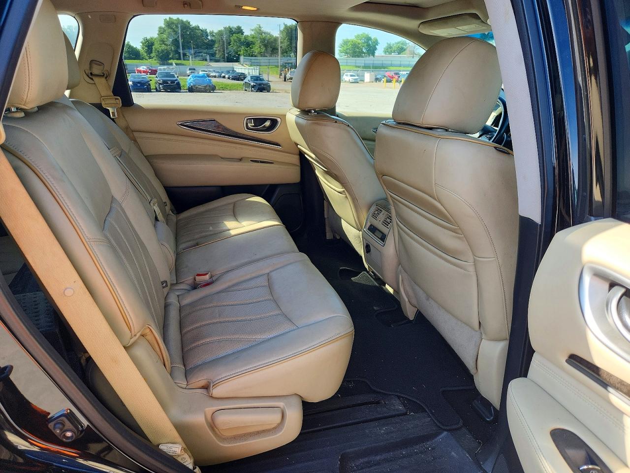 2015 INFINITI QX60