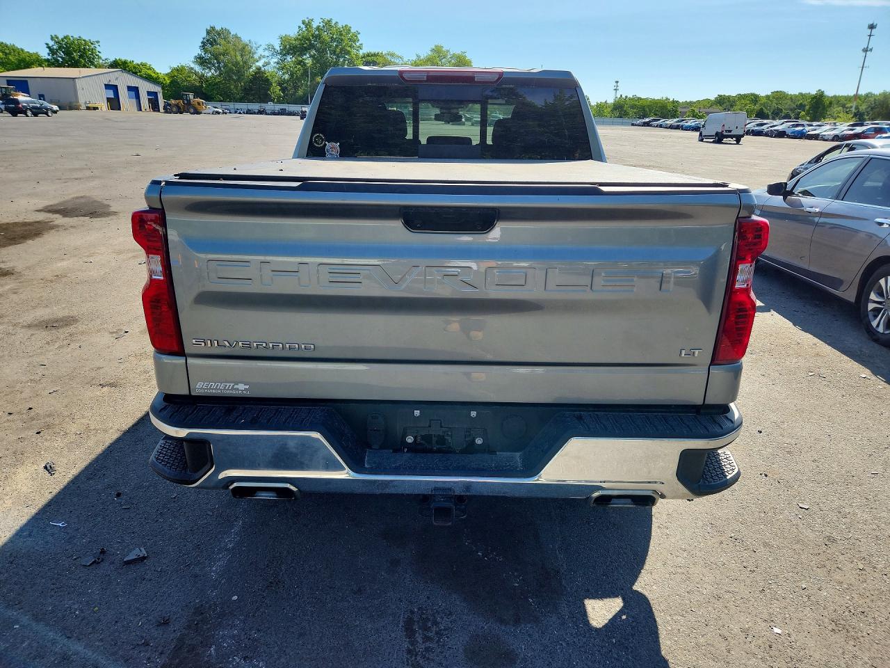 2025 CHEVROLET SILVERADO
