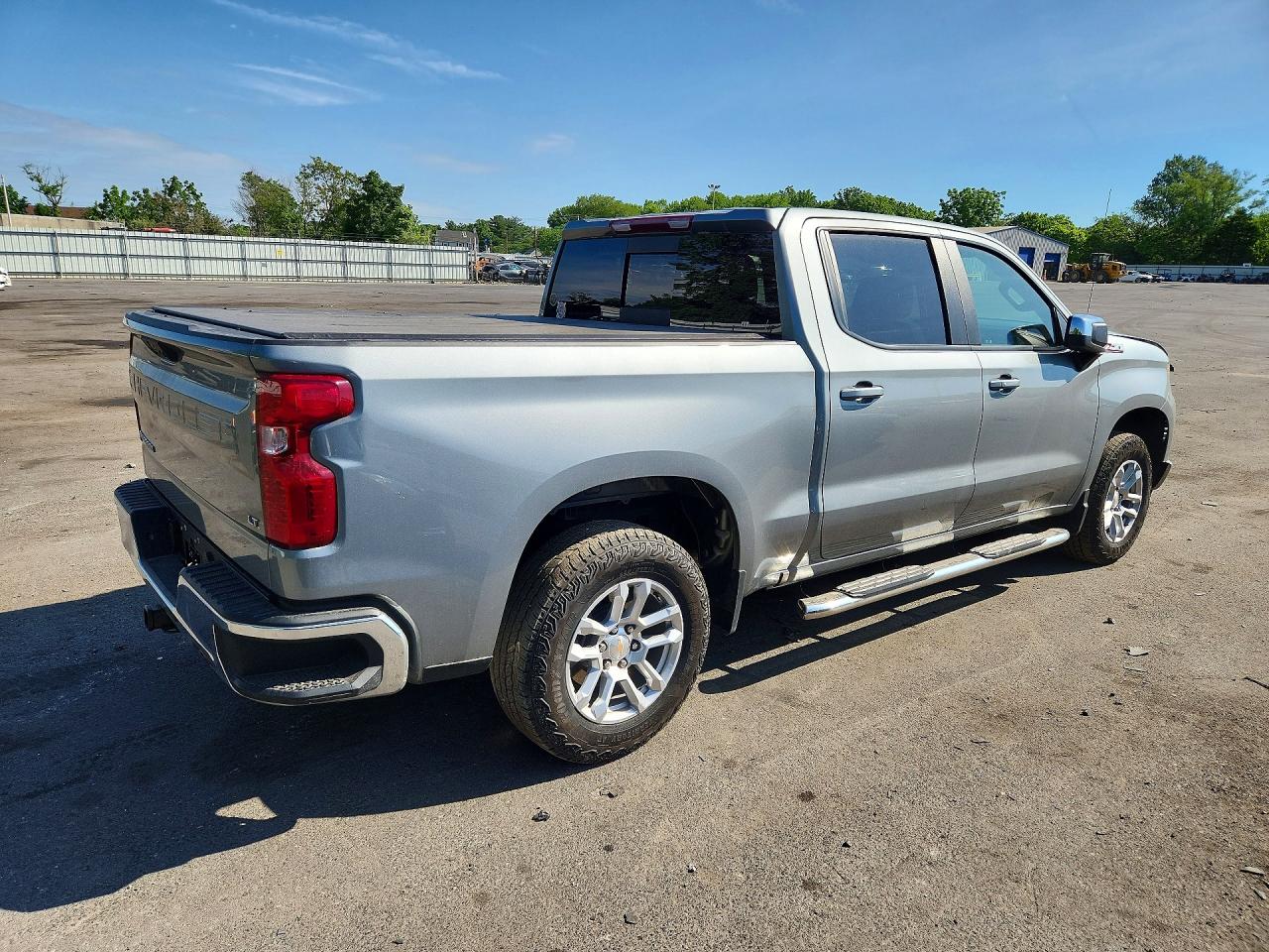 2025 CHEVROLET SILVERADO