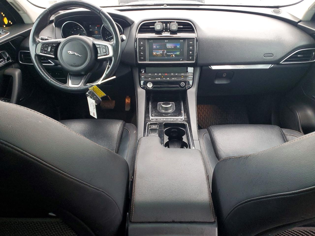 2018 JAGUAR F-PACE