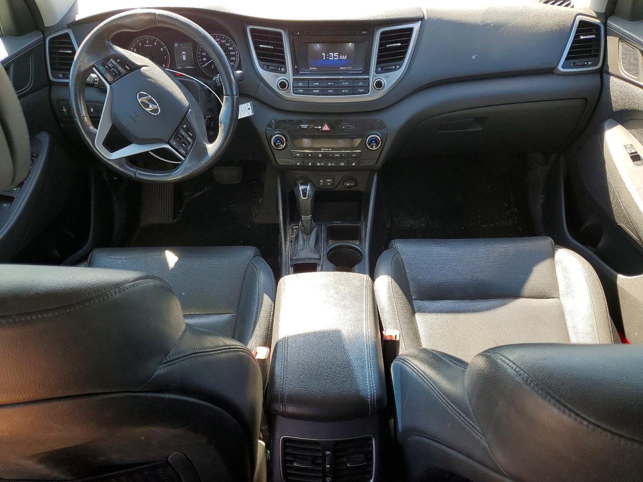 2017 HYUNDAI TUCSON