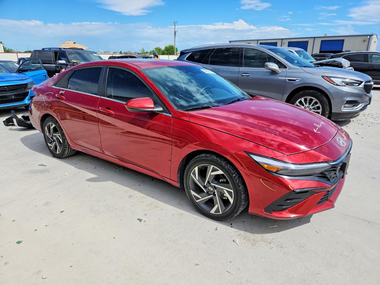 2025 HYUNDAI ELANTRA