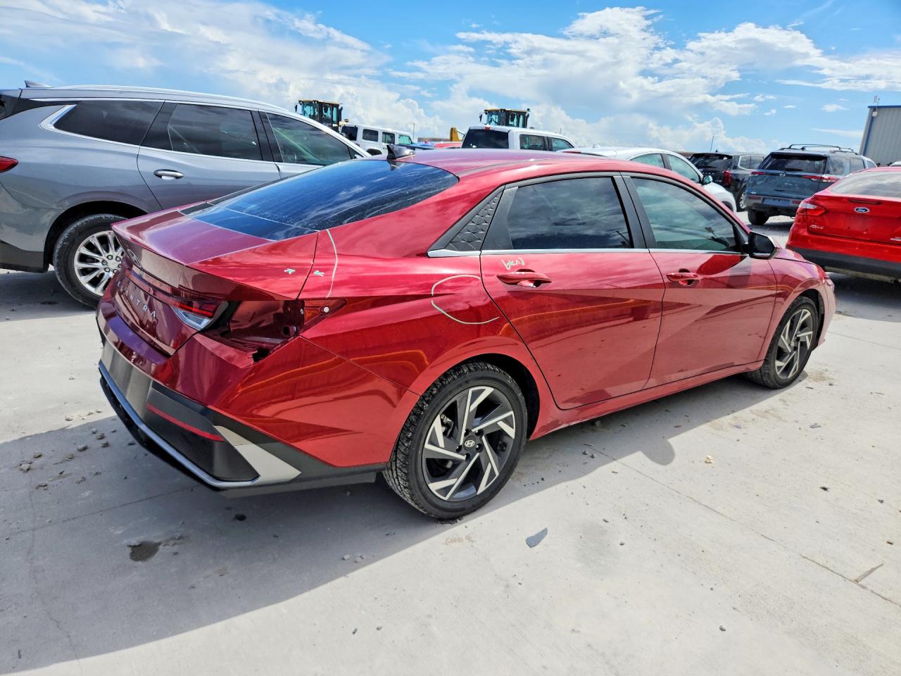 2025 HYUNDAI ELANTRA