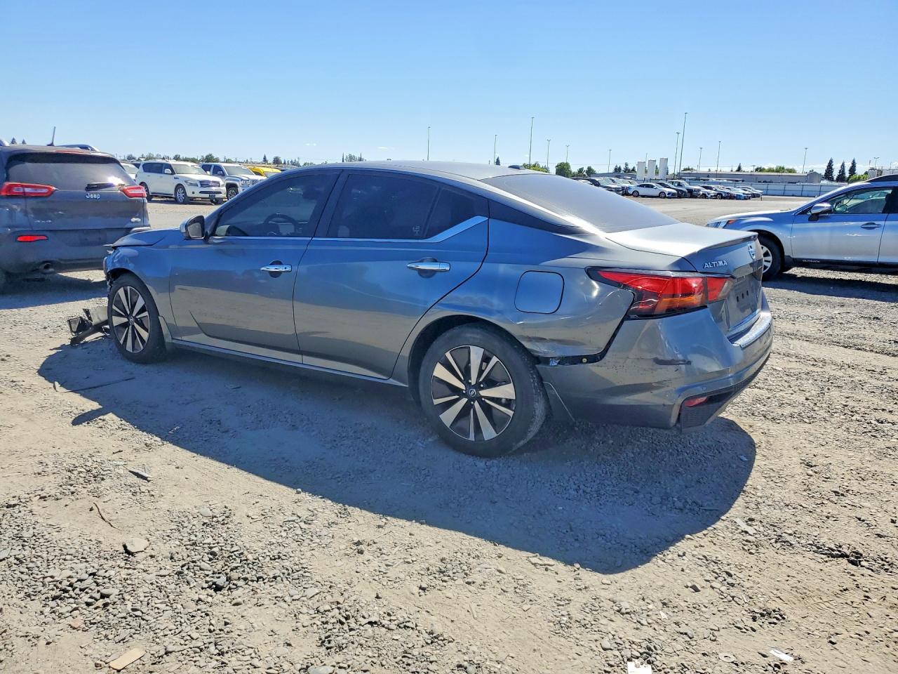 2021 NISSAN ALTIMA