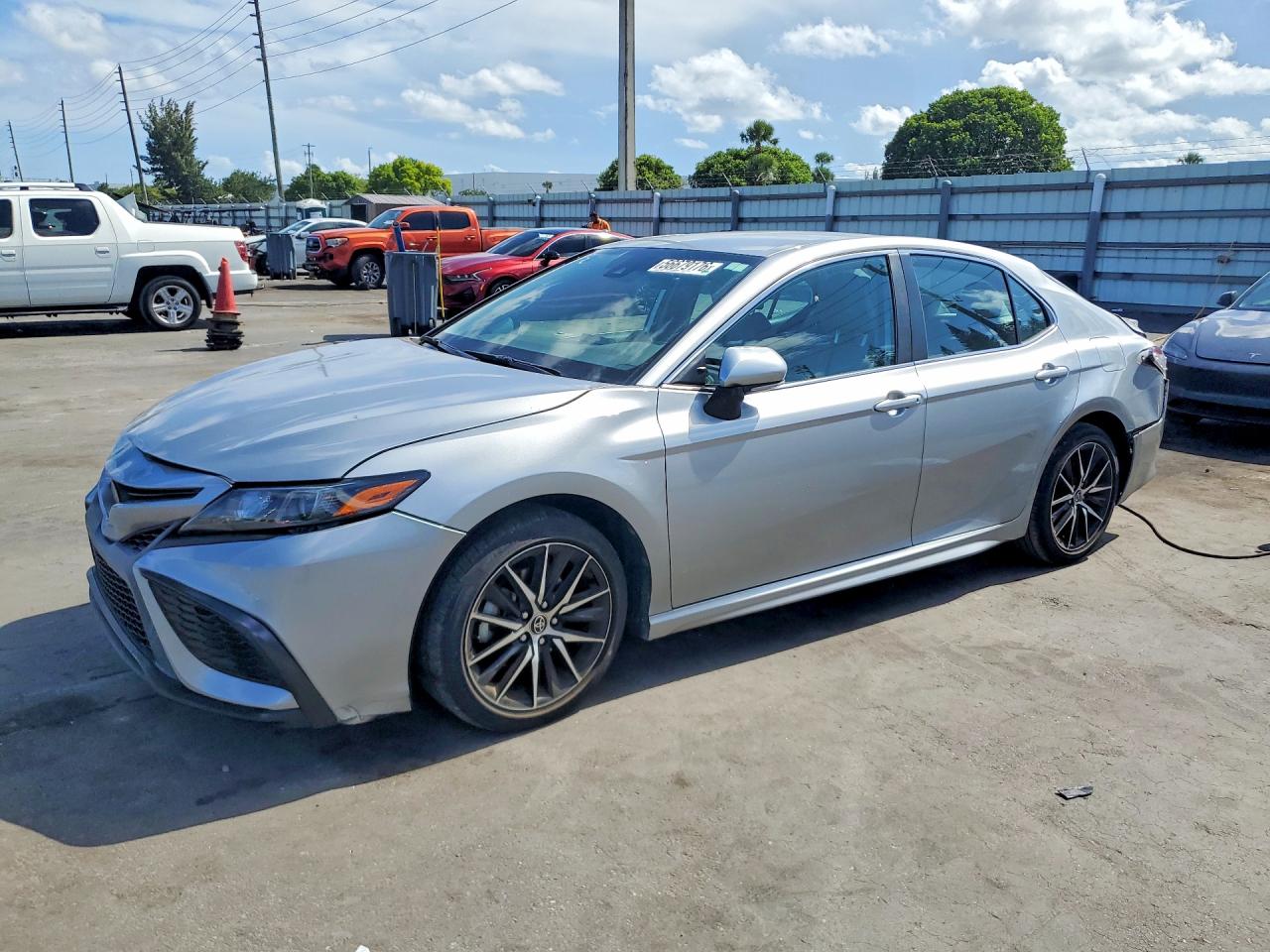 2023 TOYOTA CAMRY