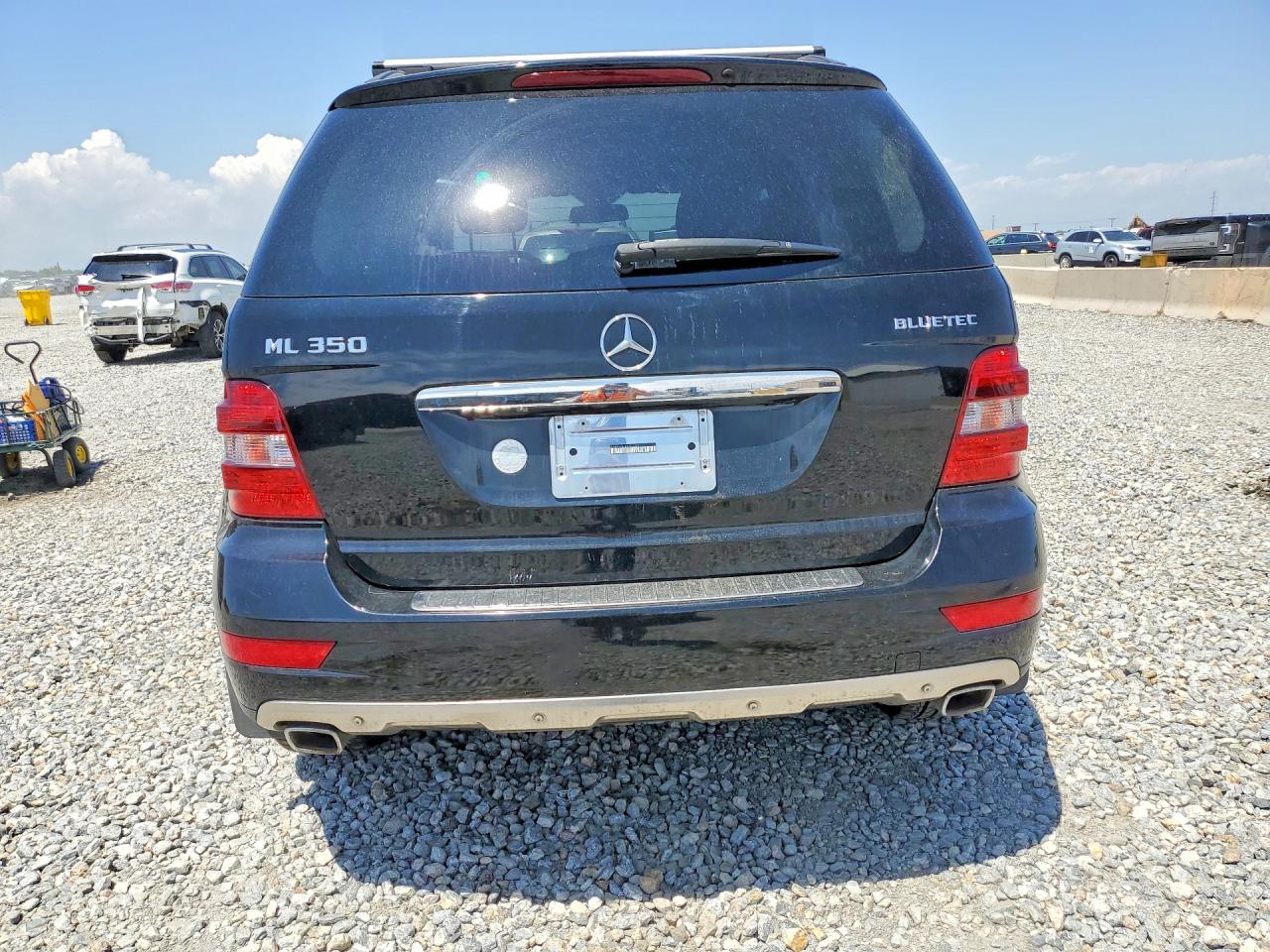 2011 MERCEDES-BENZ M-CLASS