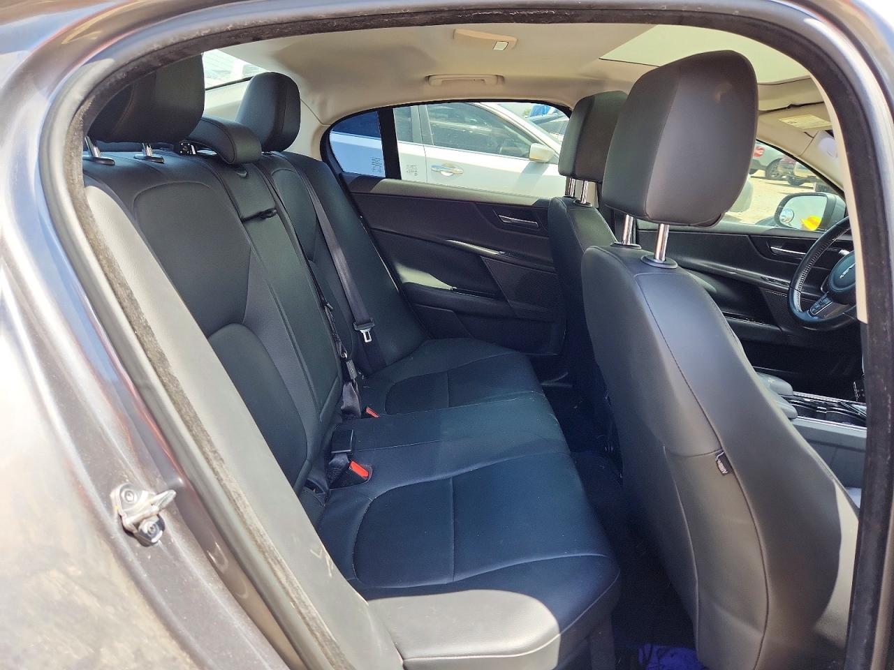 2017 JAGUAR XE