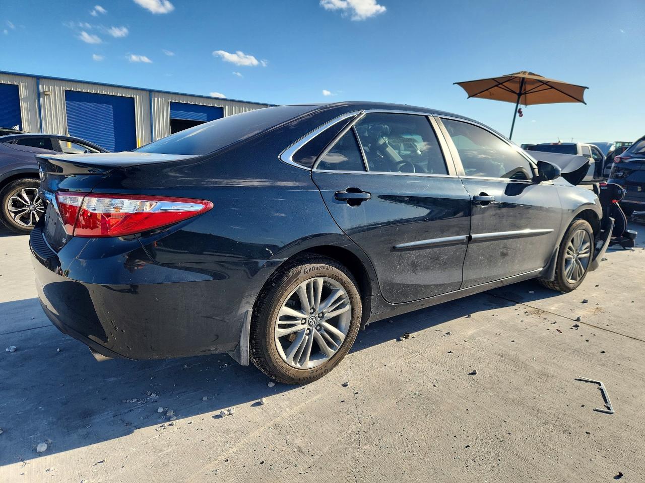 2016 TOYOTA CAMRY