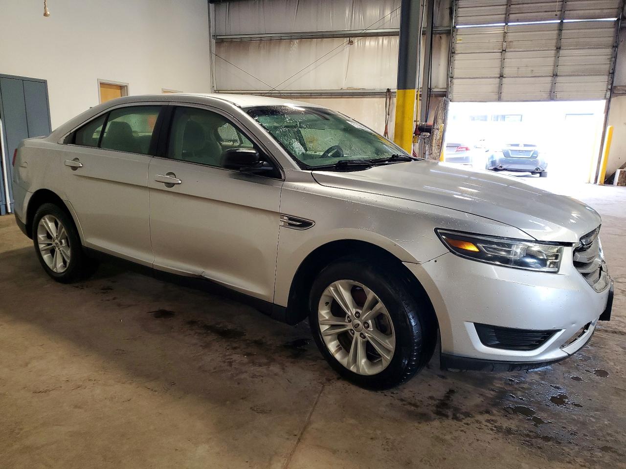 2016 FORD TAURUS