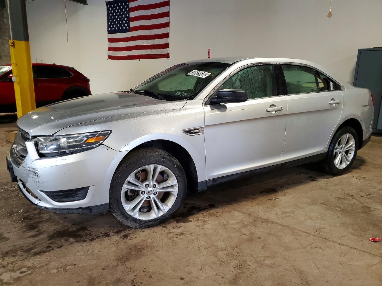 2016 FORD TAURUS