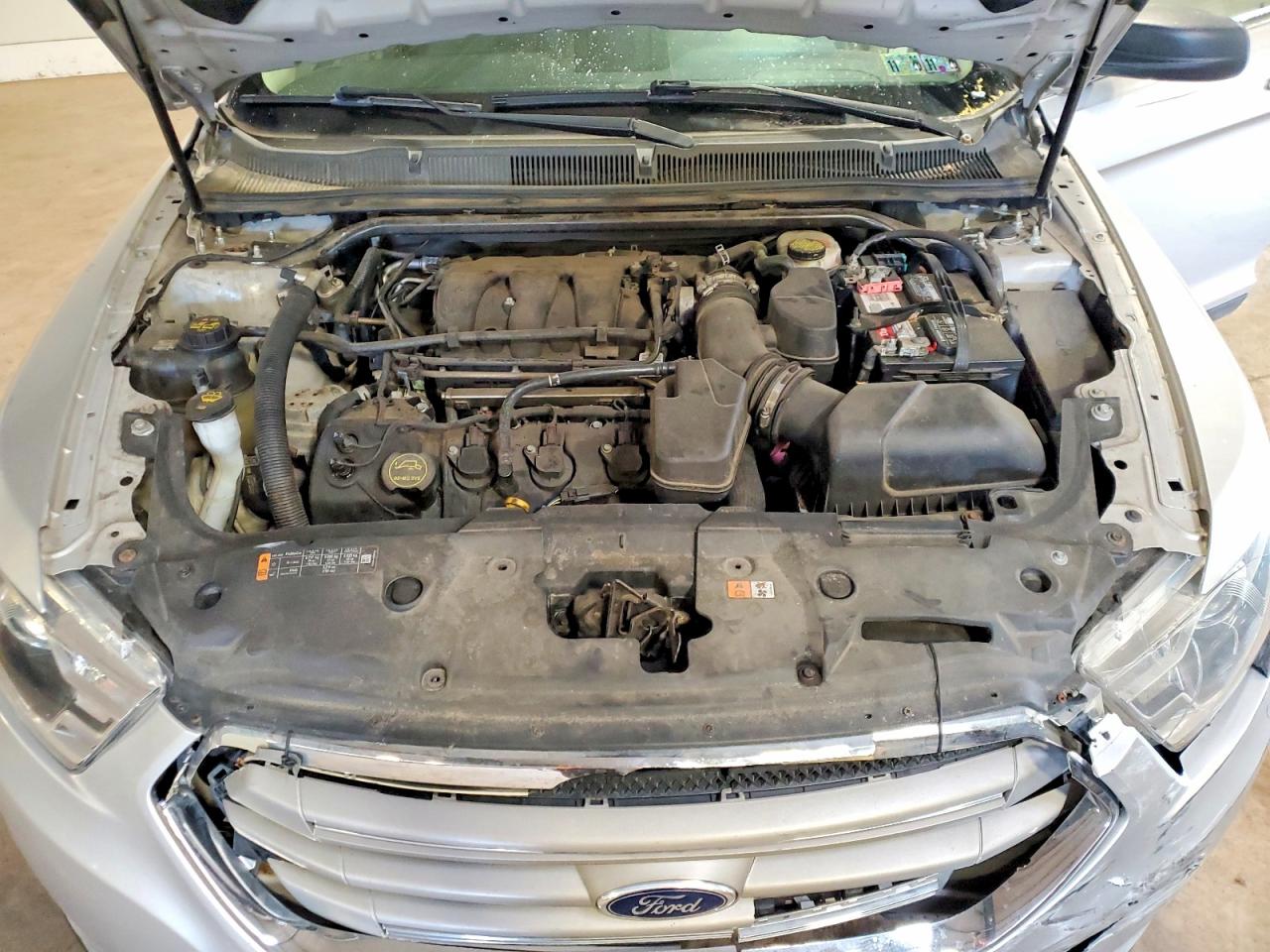 2016 FORD TAURUS