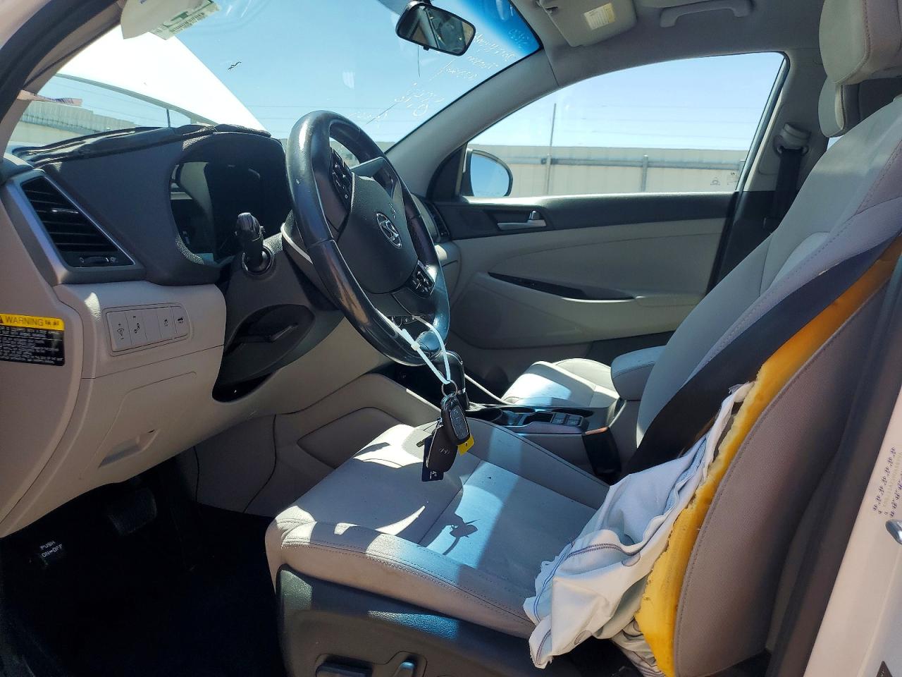 2017 HYUNDAI TUCSON