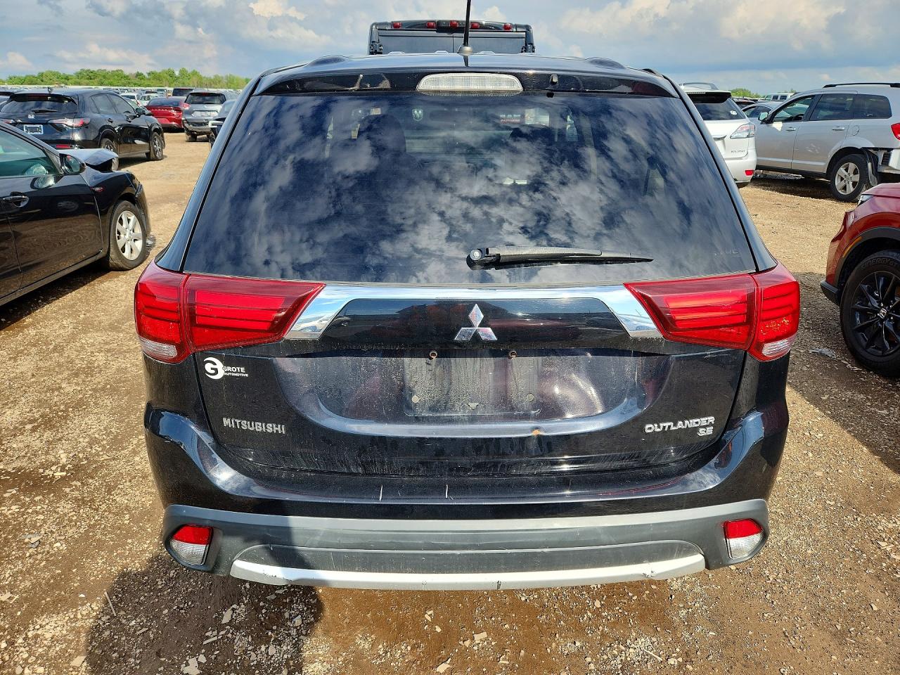 2016 MITSUBISHI OUTLANDER