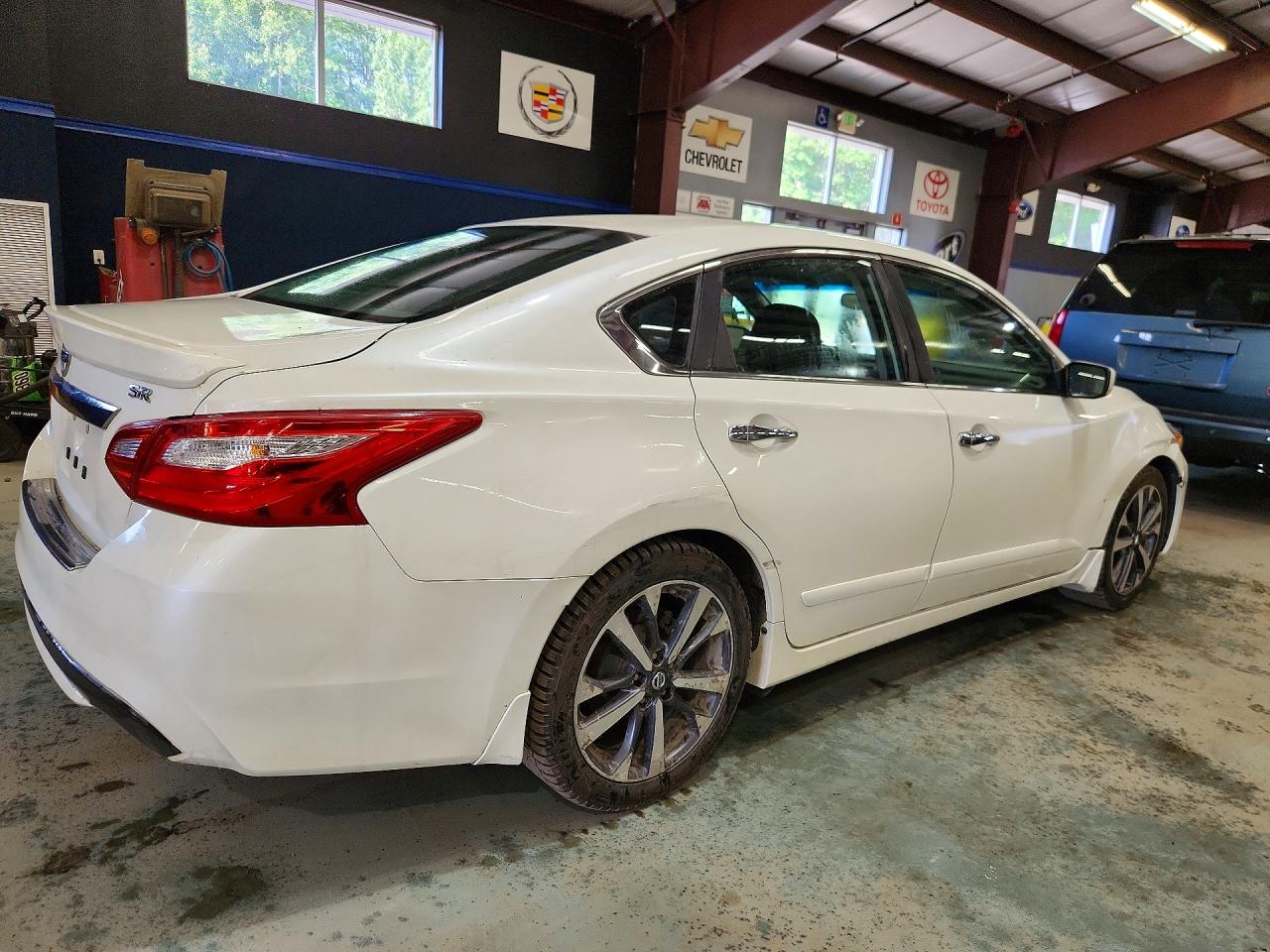 2016 NISSAN ALTIMA