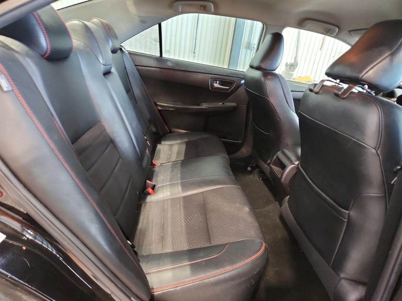 2016 TOYOTA CAMRY