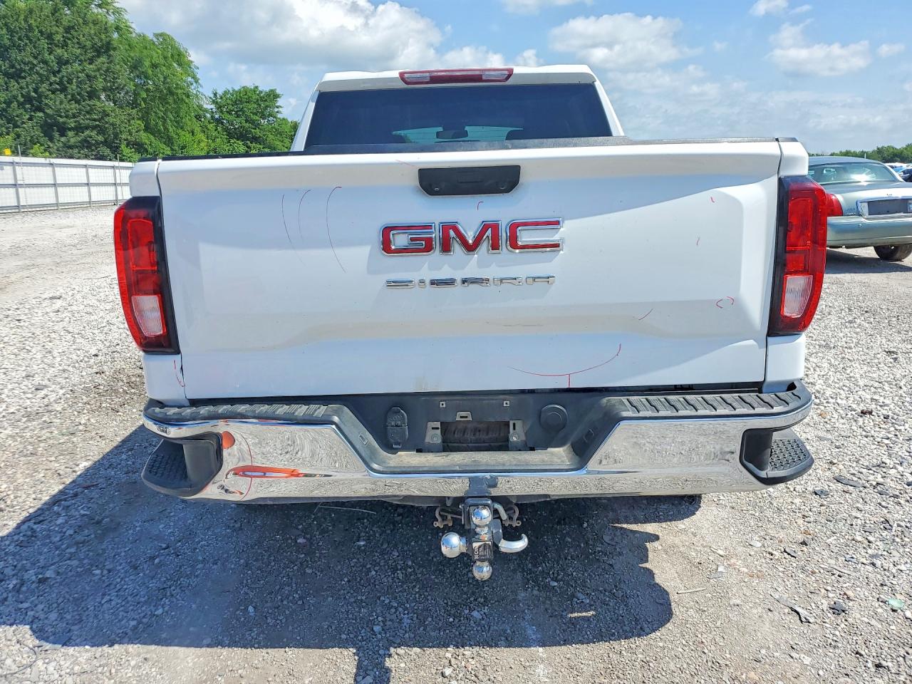 2024 GMC SIERRA