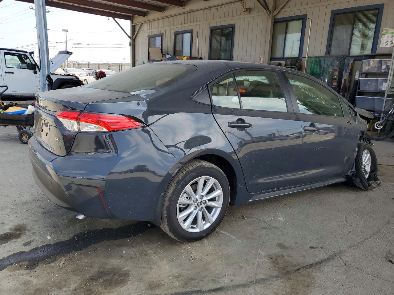 2026 TOYOTA COROLLA