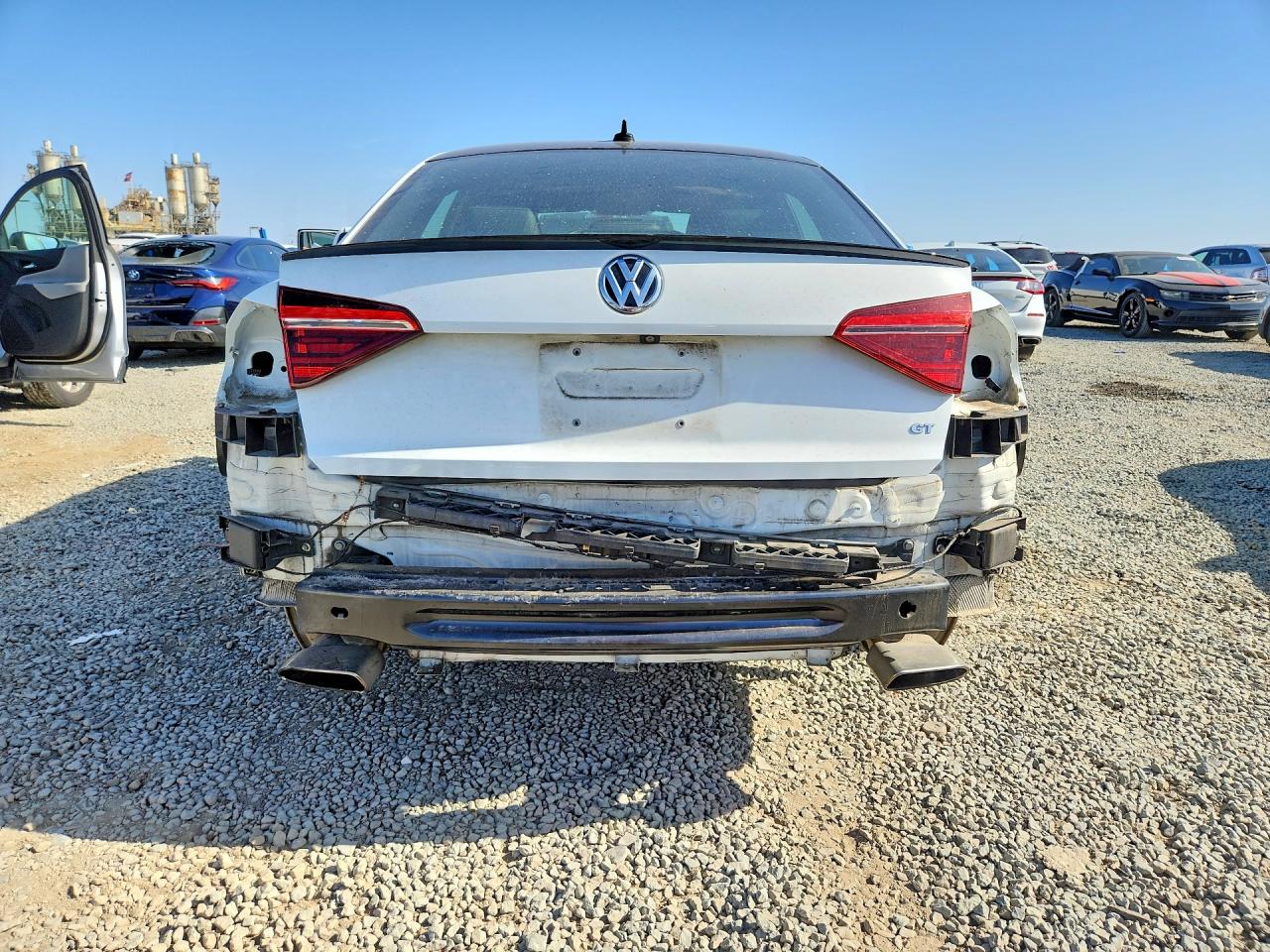 2018 VOLKSWAGEN PASSAT