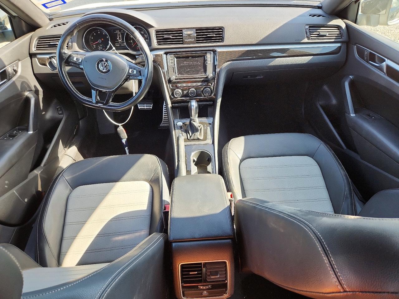 2018 VOLKSWAGEN PASSAT
