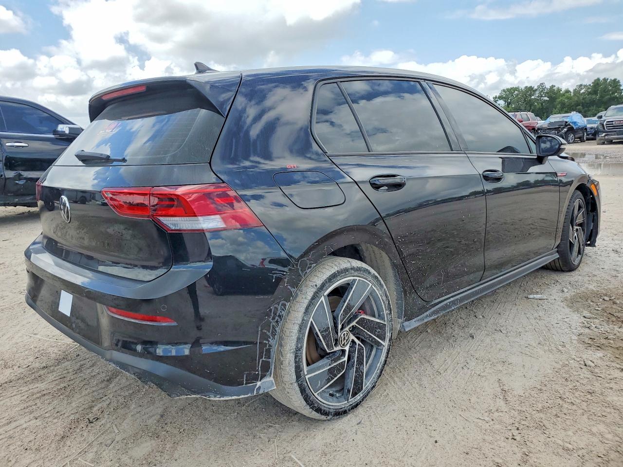 2023 VOLKSWAGEN GTI
