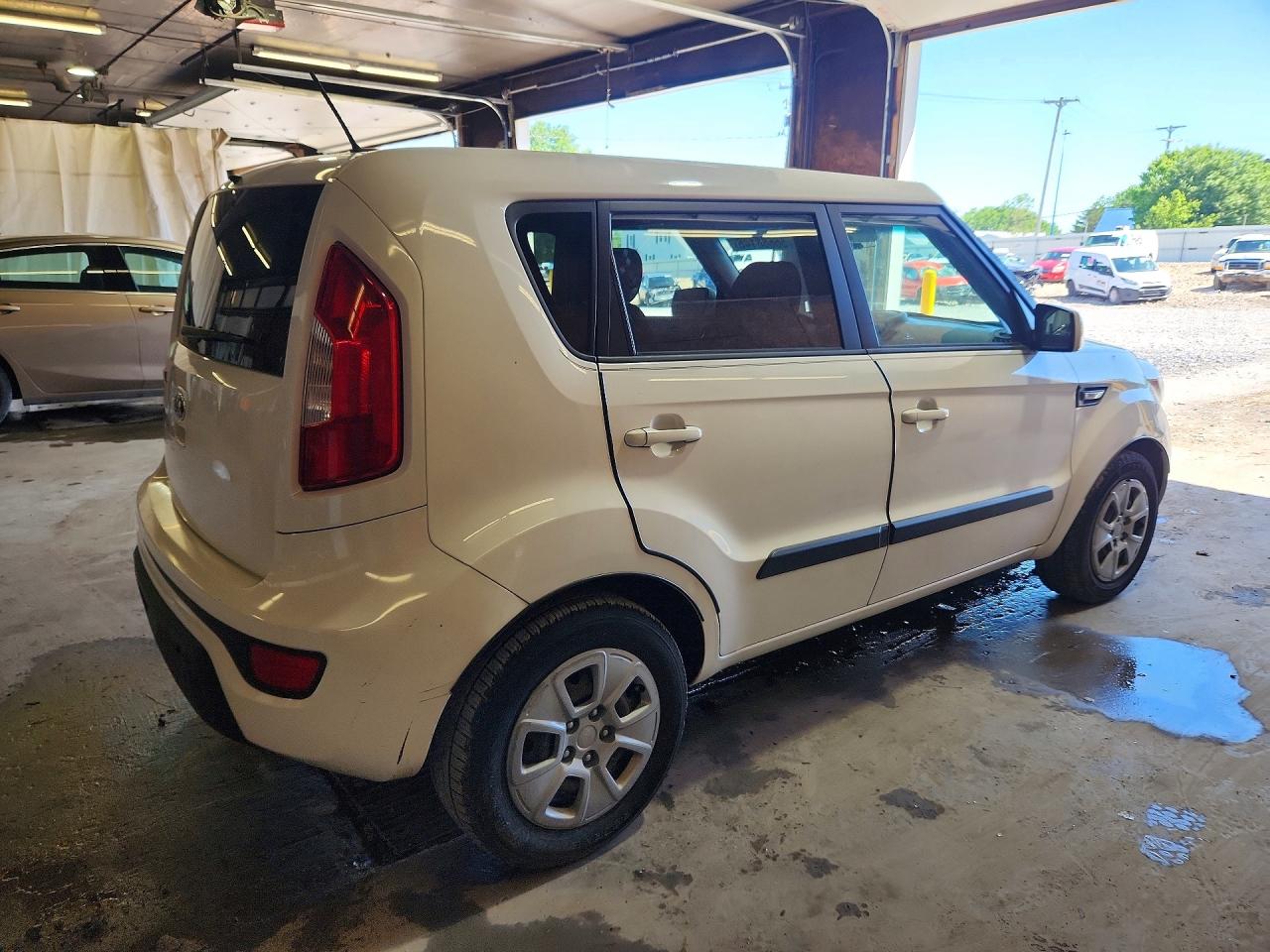 2013 KIA SOUL