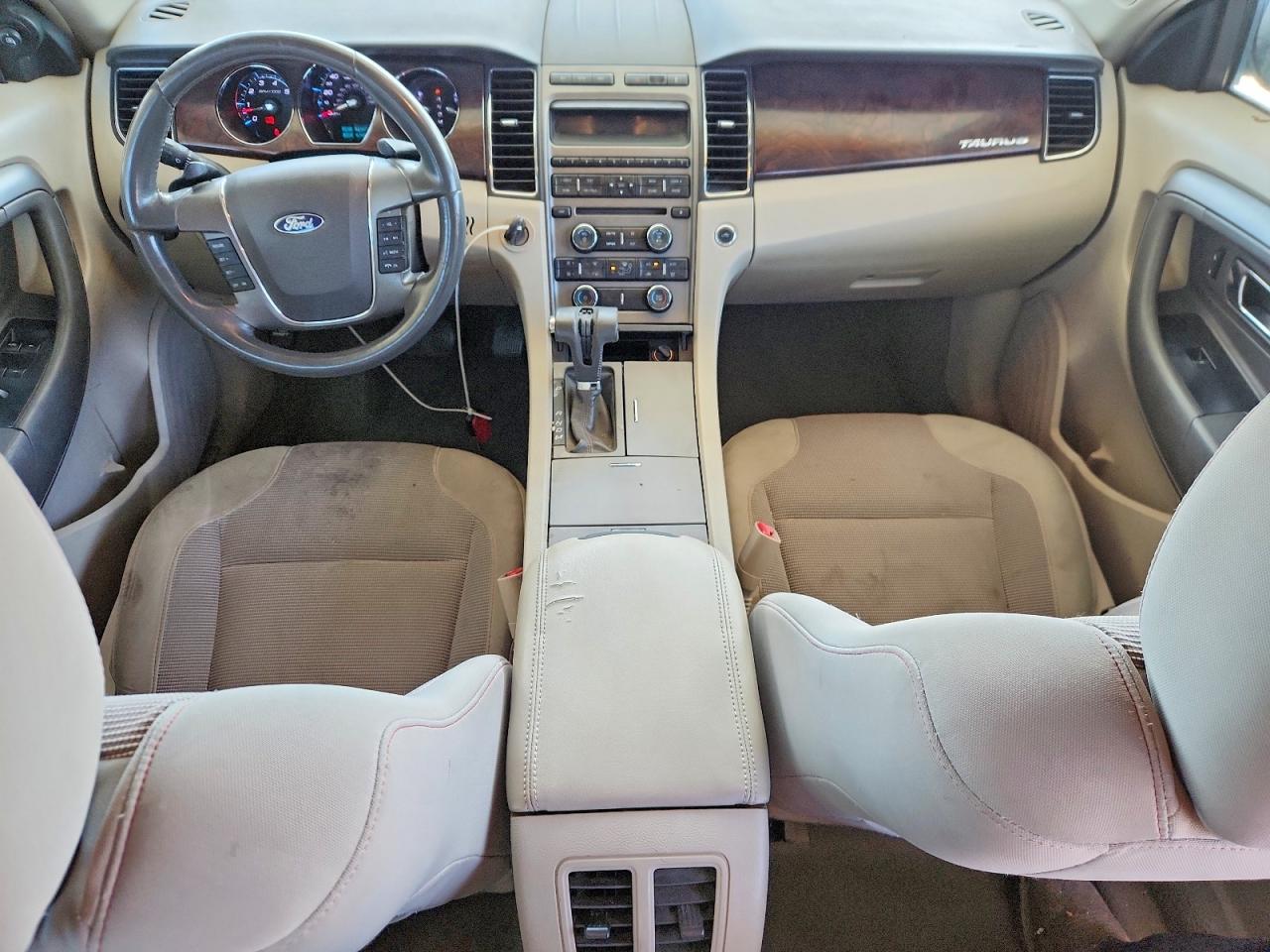 2010 FORD TAURUS