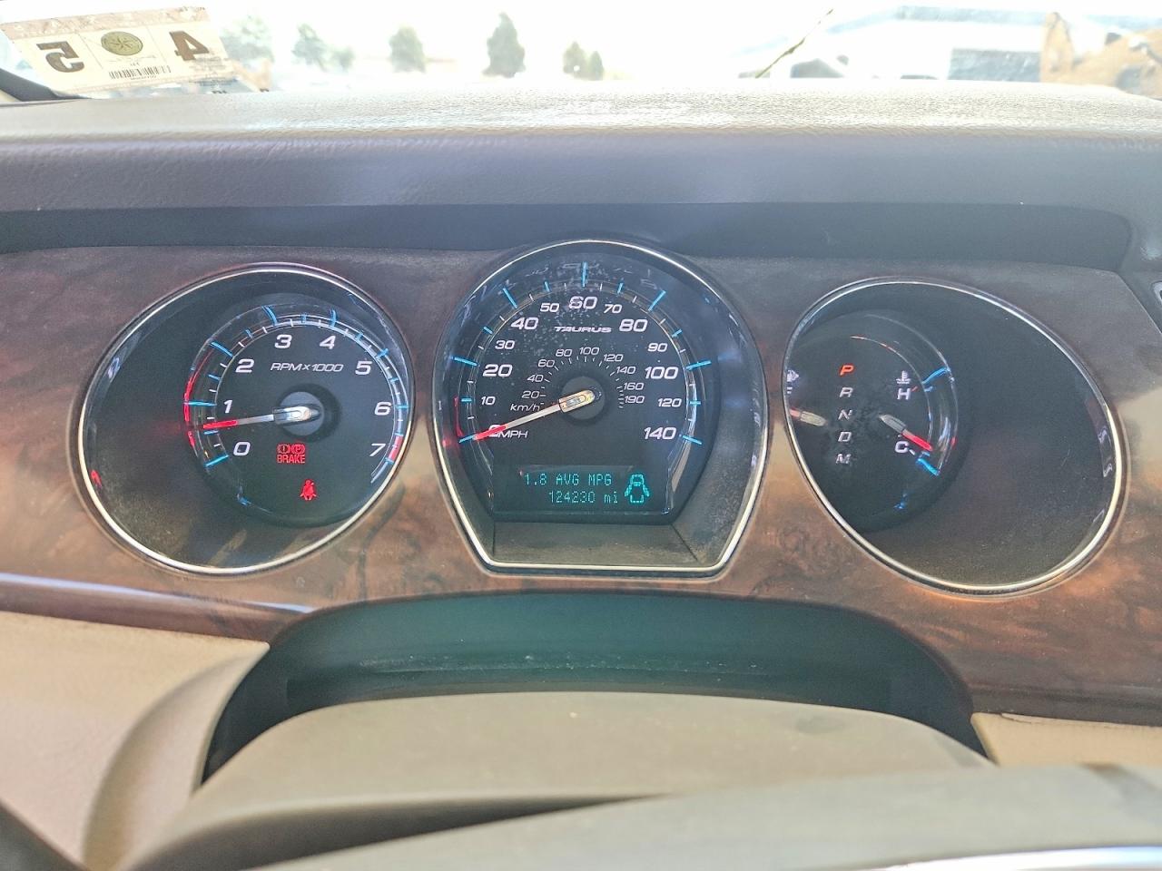 2010 FORD TAURUS