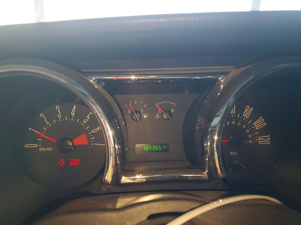 2006 FORD MUSTANG