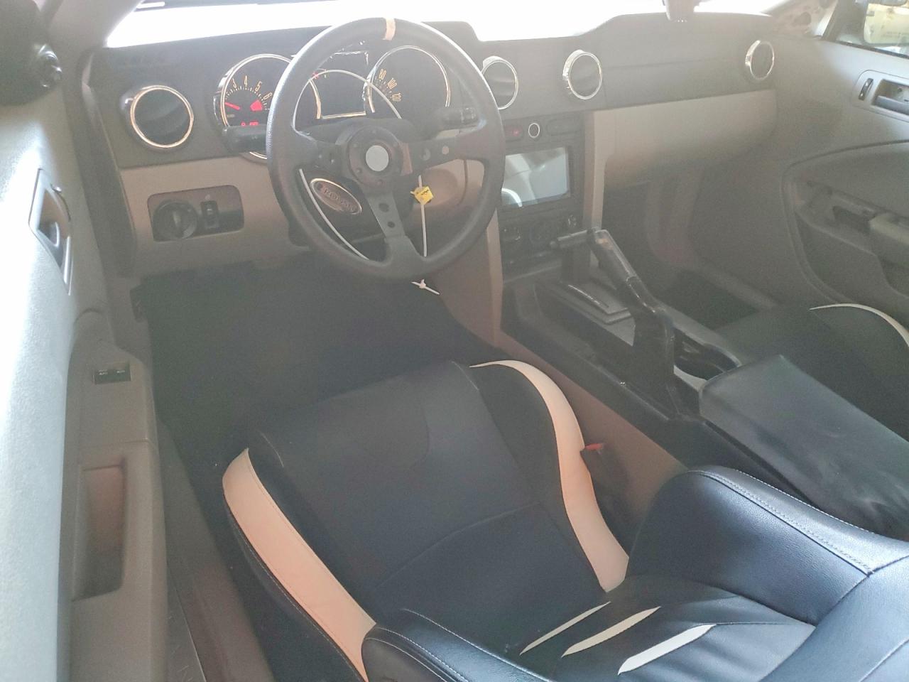 2006 FORD MUSTANG
