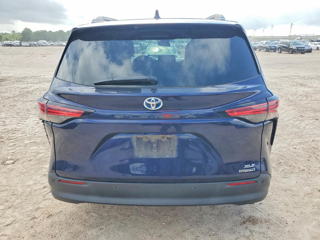 2022 TOYOTA SIENNA