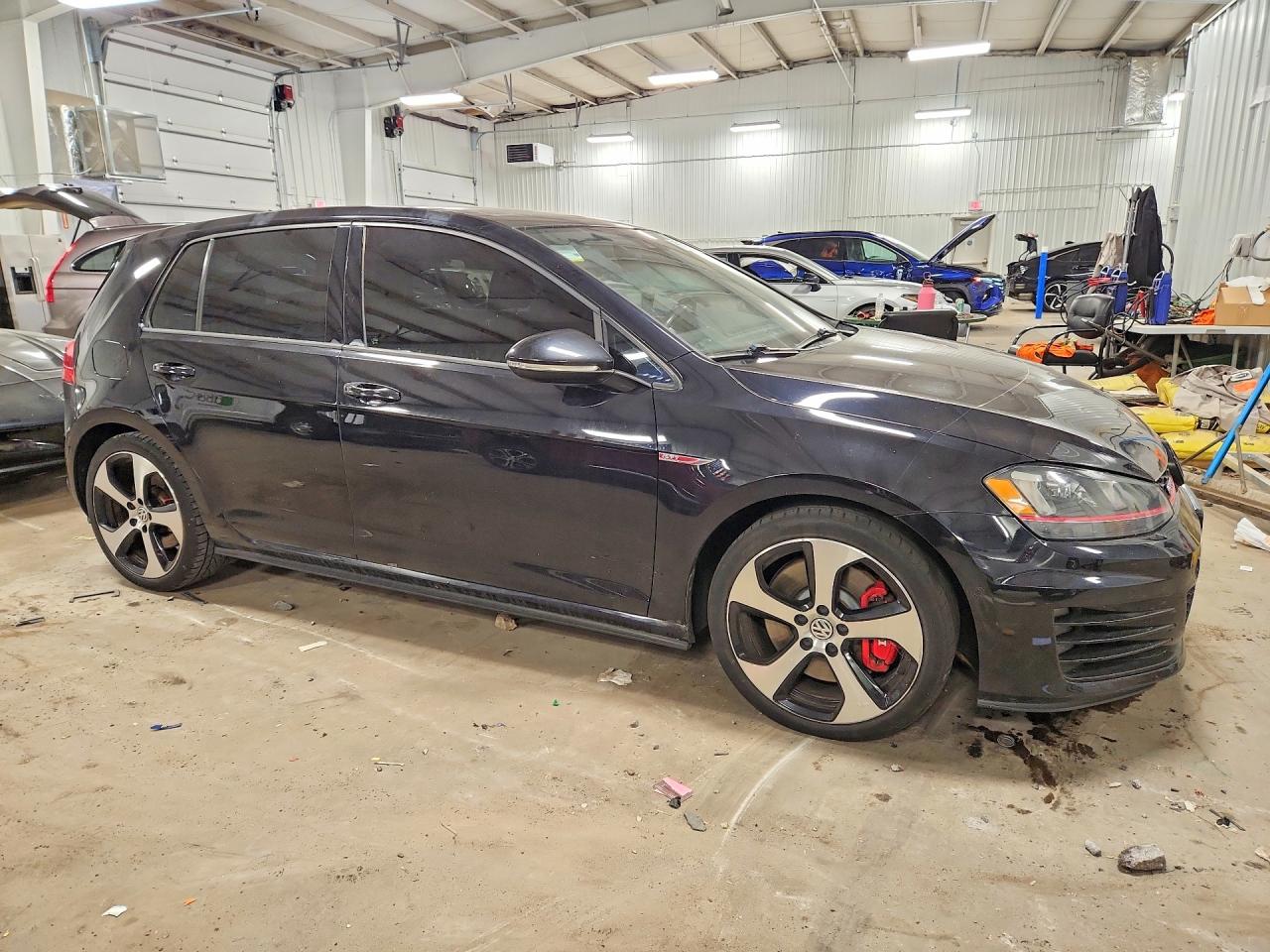 2016 VOLKSWAGEN GTI