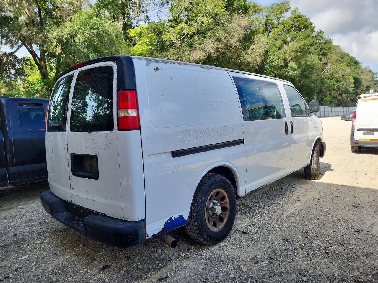 2012 CHEVROLET EXPRESS