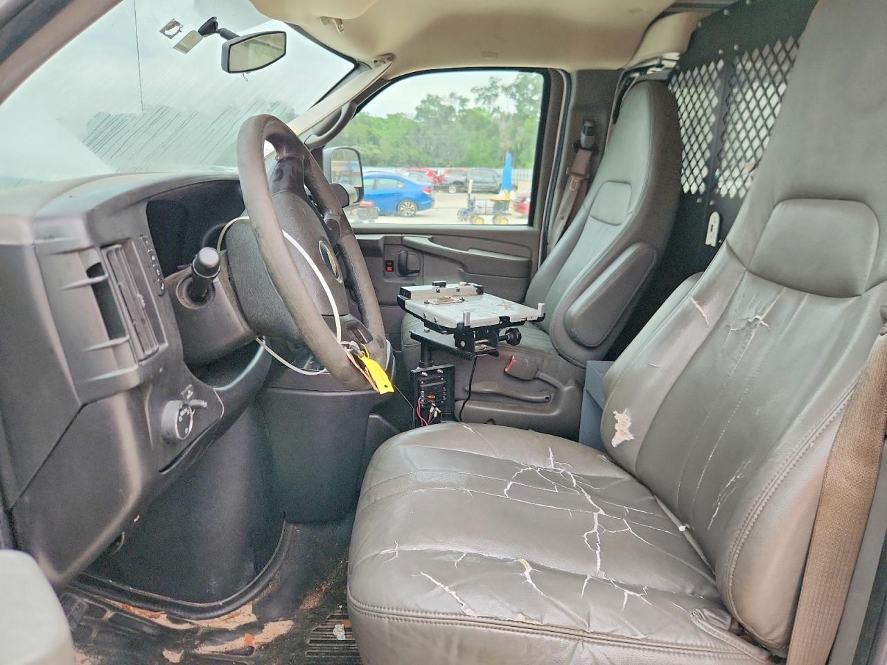 2012 CHEVROLET EXPRESS