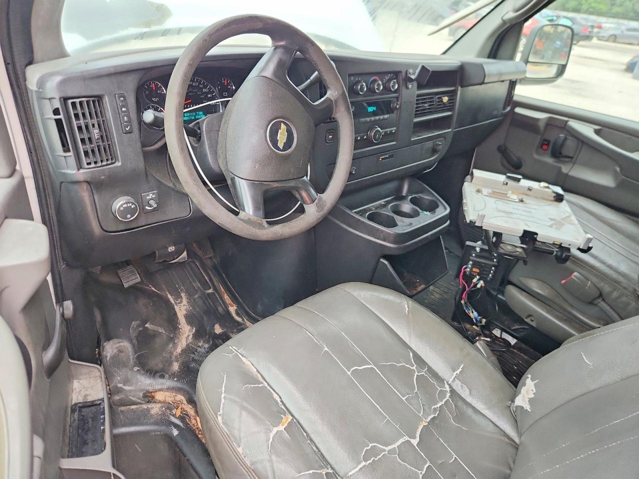 2012 CHEVROLET EXPRESS
