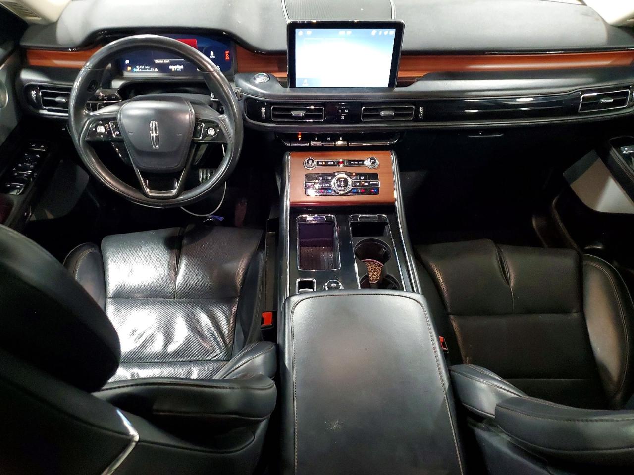 2022 LINCOLN AVIATOR