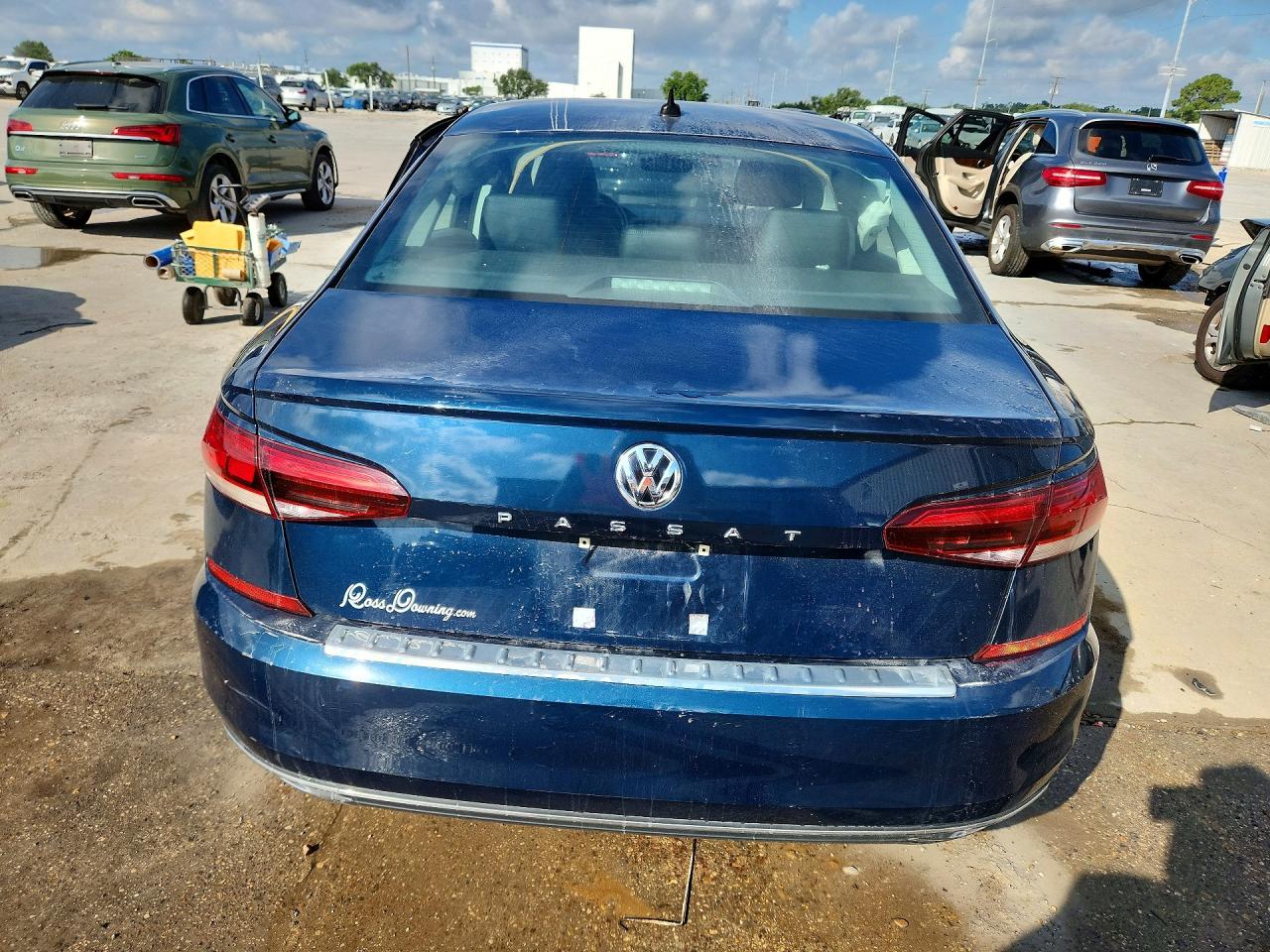 2021 VOLKSWAGEN PASSAT